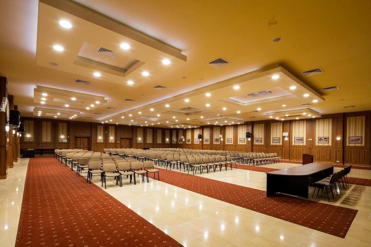 فندق Admiral غولدن ساندز المظهر الخارجي الصورة The main conference hall